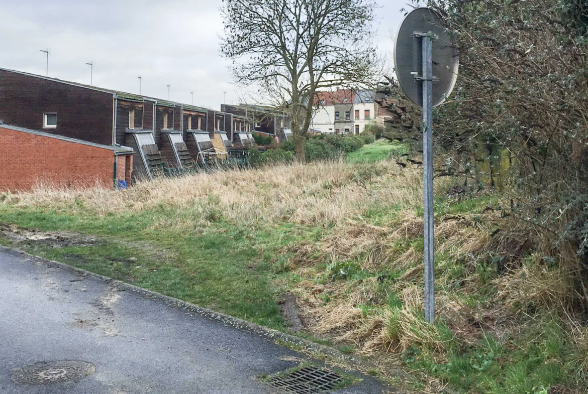 Terrain à bâtir dans une rue calme et agréable à Marpent 