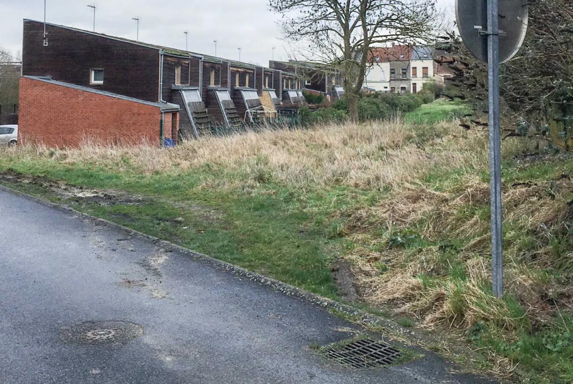 Terrain à bâtir dans une rue calme et agréable à Marpent 