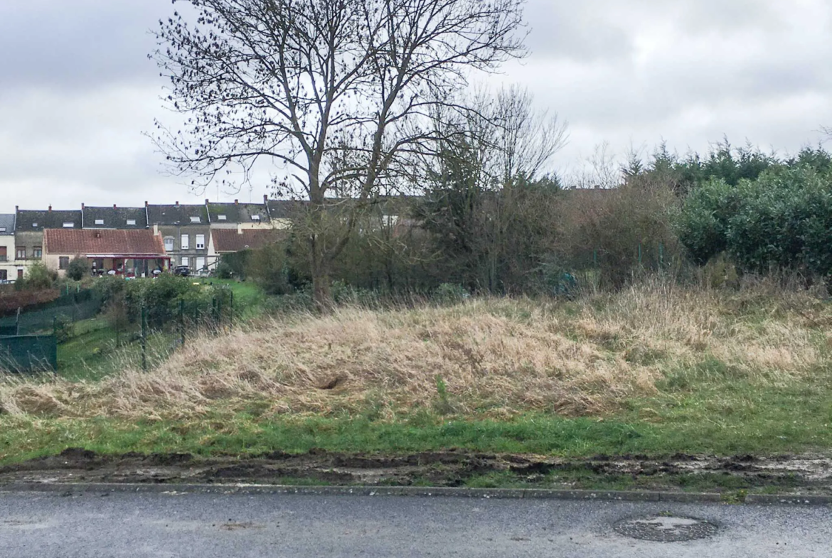 Terrain à bâtir dans une rue calme et agréable à Marpent 