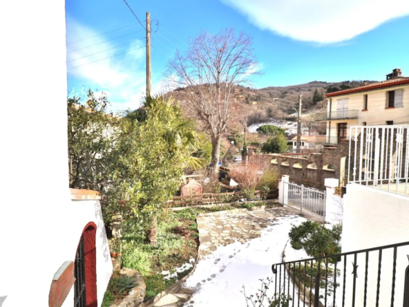 Maison de village avec jardin et terrasse à Maureillas las illas