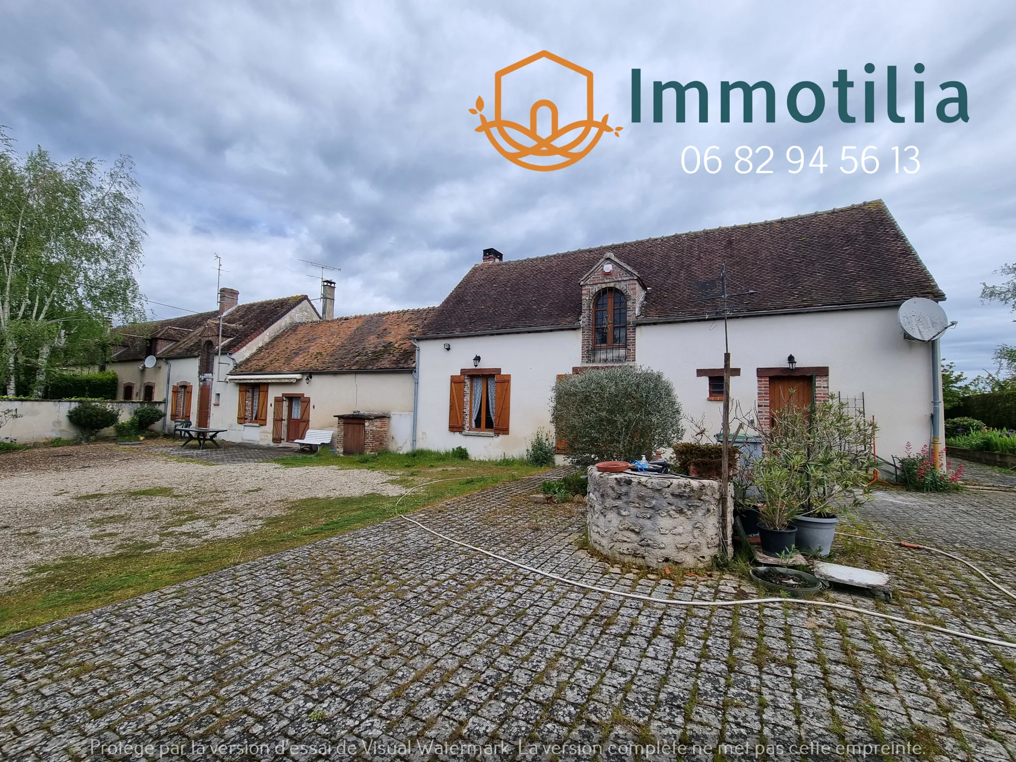 Ancienne ferme habitable à 5 minutes de Bray-sur-Seine 