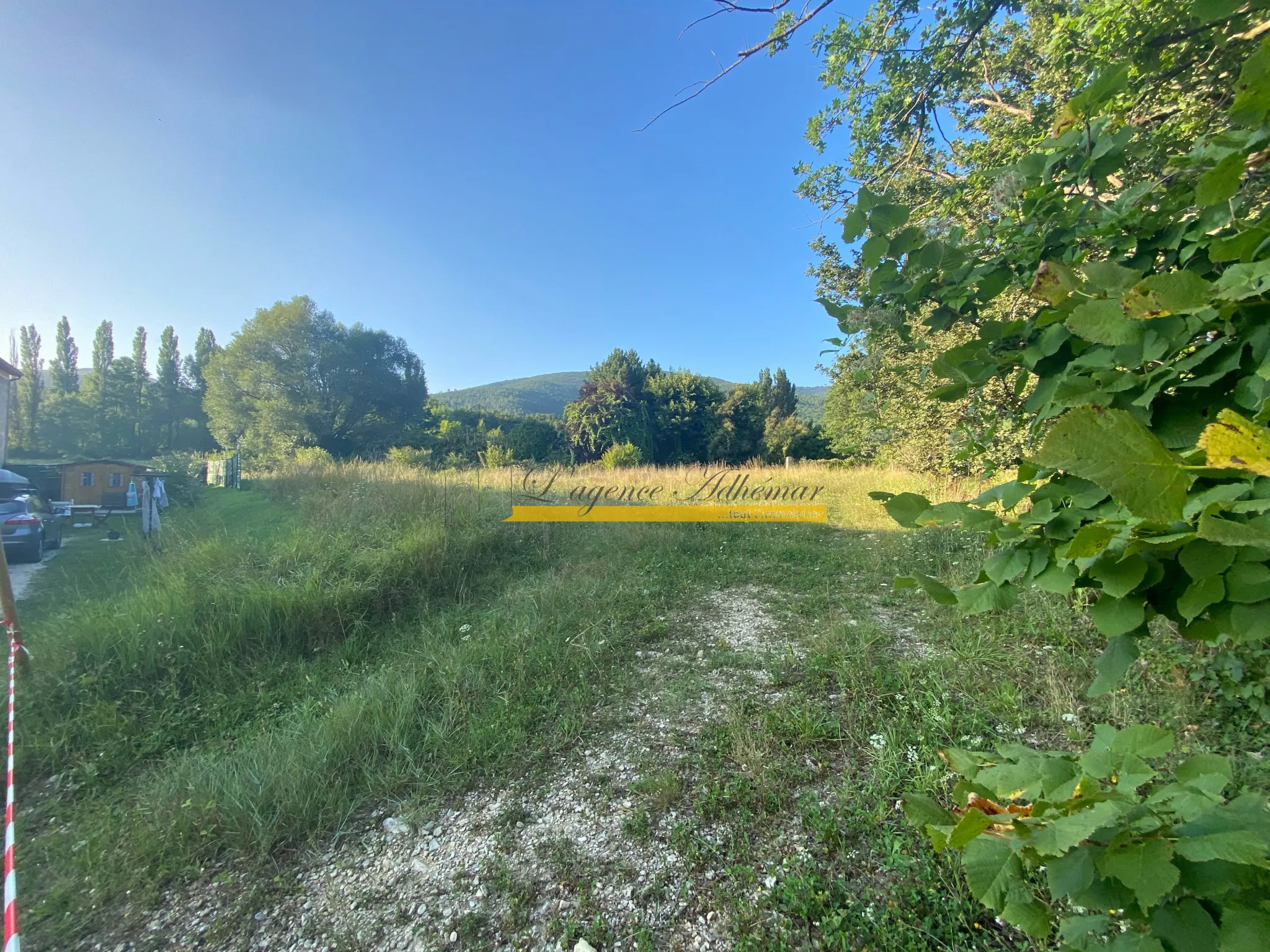 Terrain à bâtir en vente avec projet de construction 