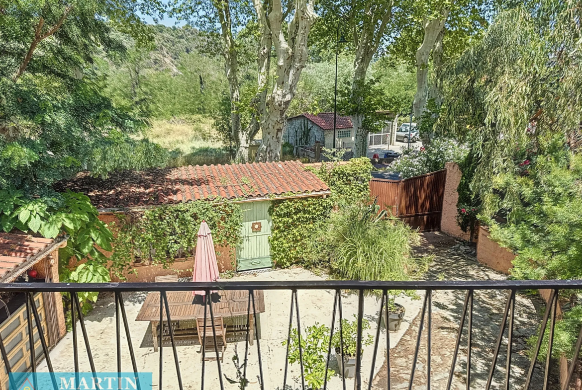 Belle Maison à Céret avec 170 m2 Habitables 