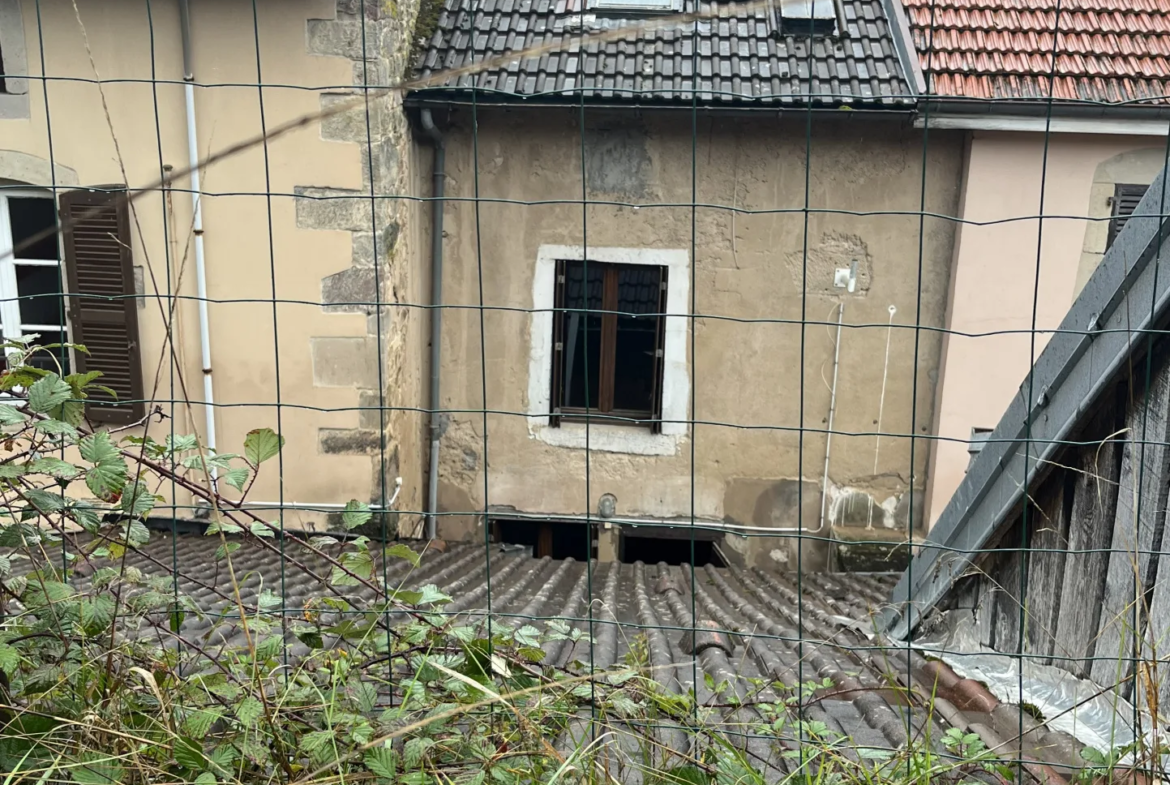 Maison de 104 m2 habitables à Fontenoy le Château 