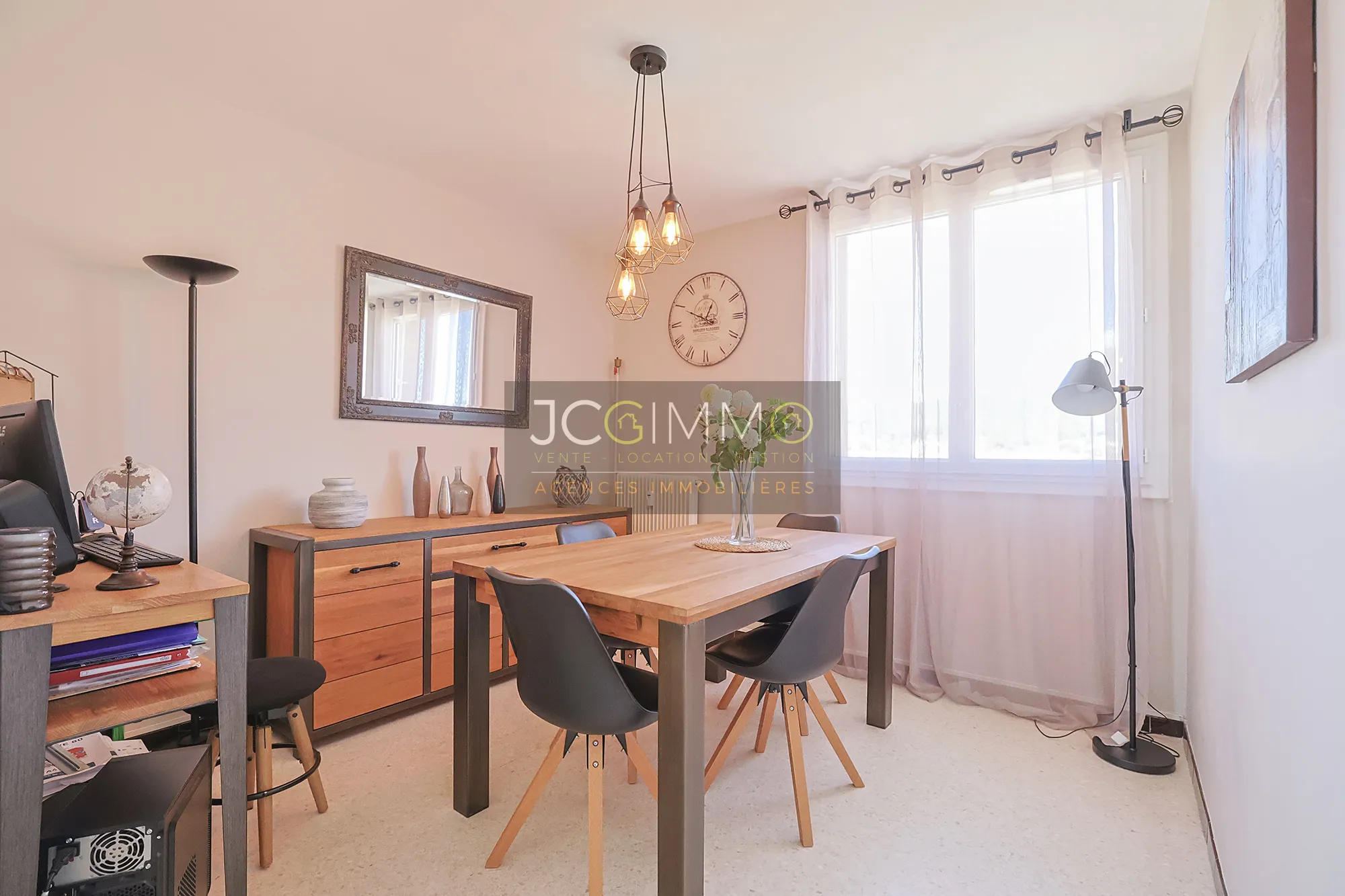 Appartement T3/4 avec 2 Balcons à La Valette du Var 