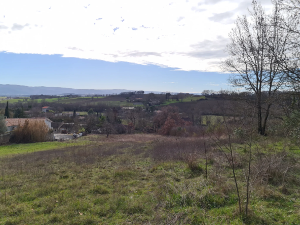 Terrain de 3400m2 avec vue sur campagne et montagne - Castres