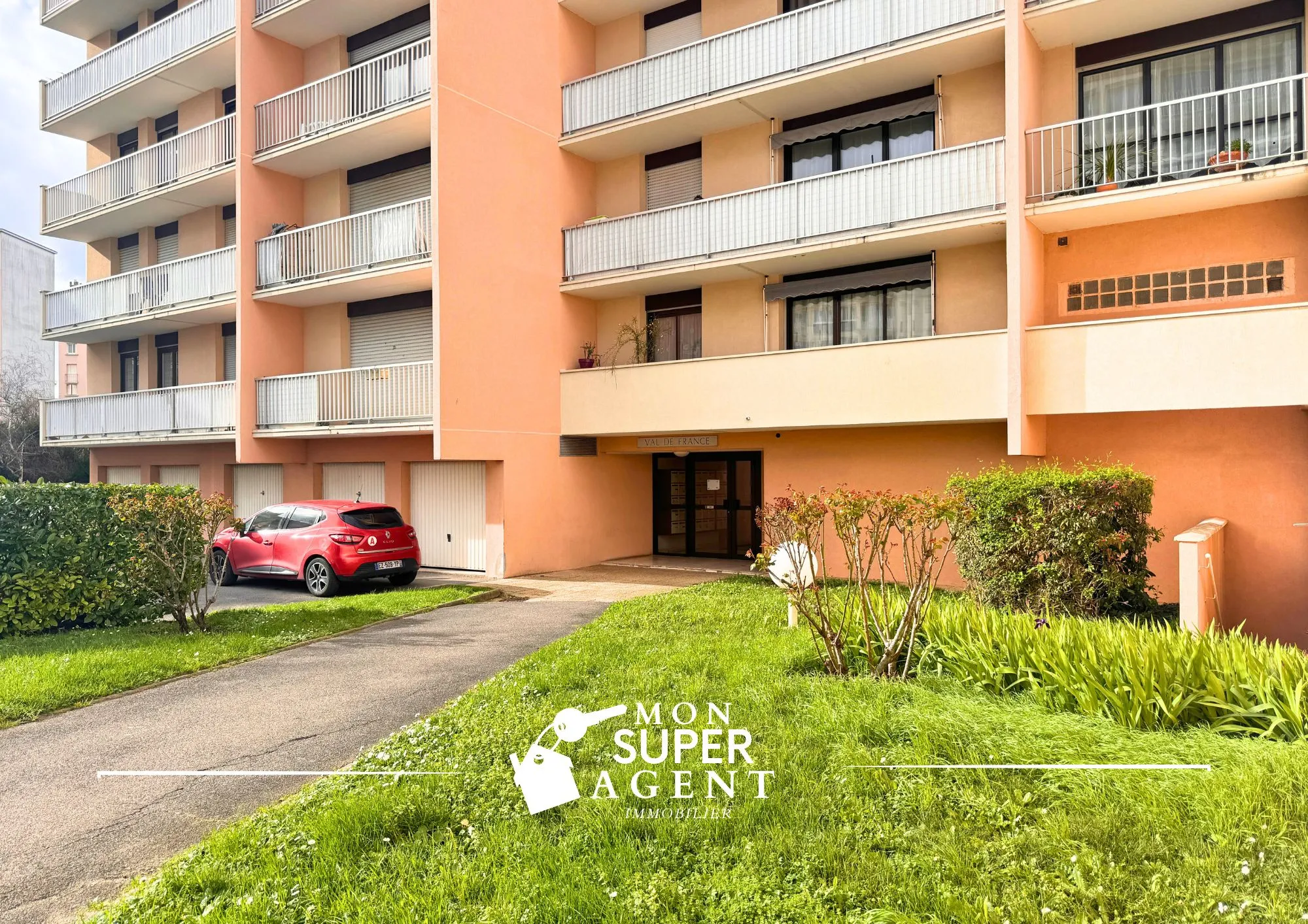 Appartement 72m2 à Melun par Mon Super Agent ! 