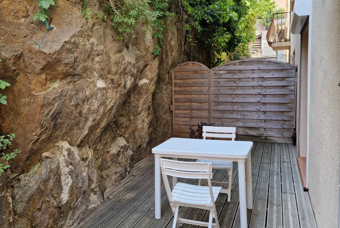 Appartement à Port Vendres avec 2 Chambres et Terrasse 