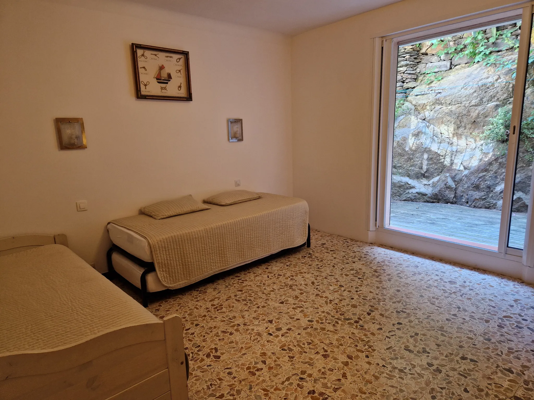 Appartement à Port Vendres avec 2 Chambres et Terrasse 