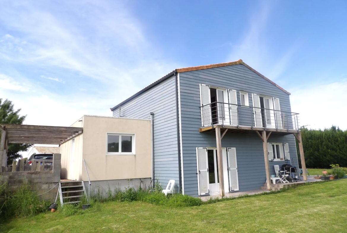 Maison d'architecte à ossature bois non mitoyenne 