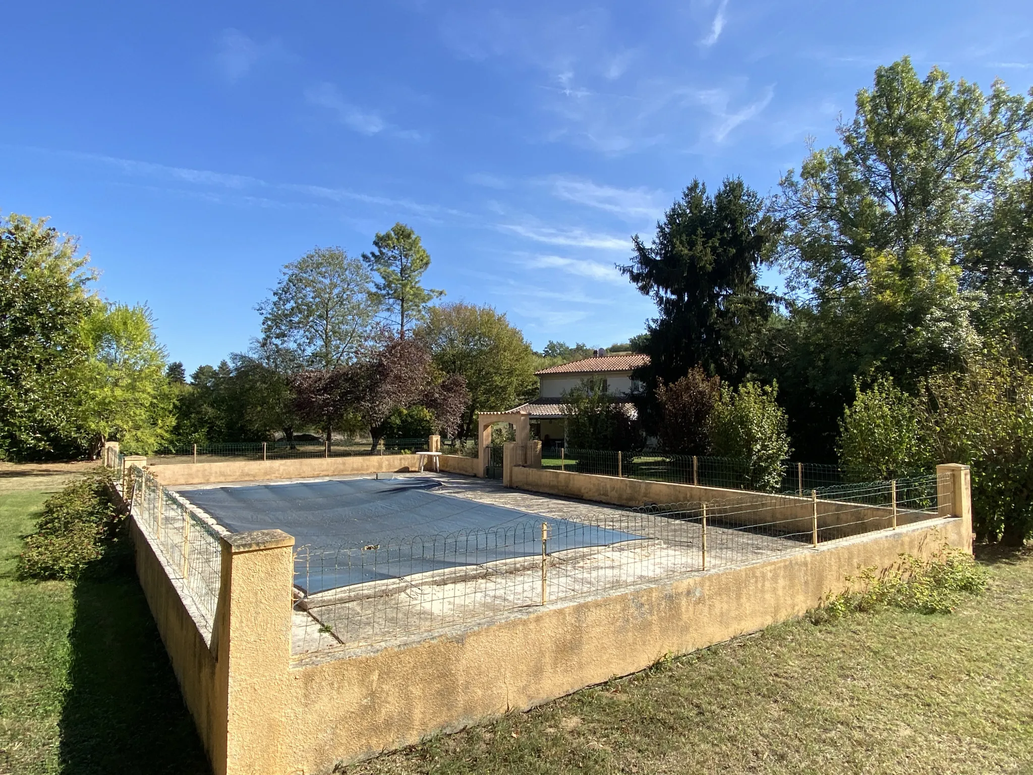 Maison 5 chambres avec piscine à Penne d'Agenais 