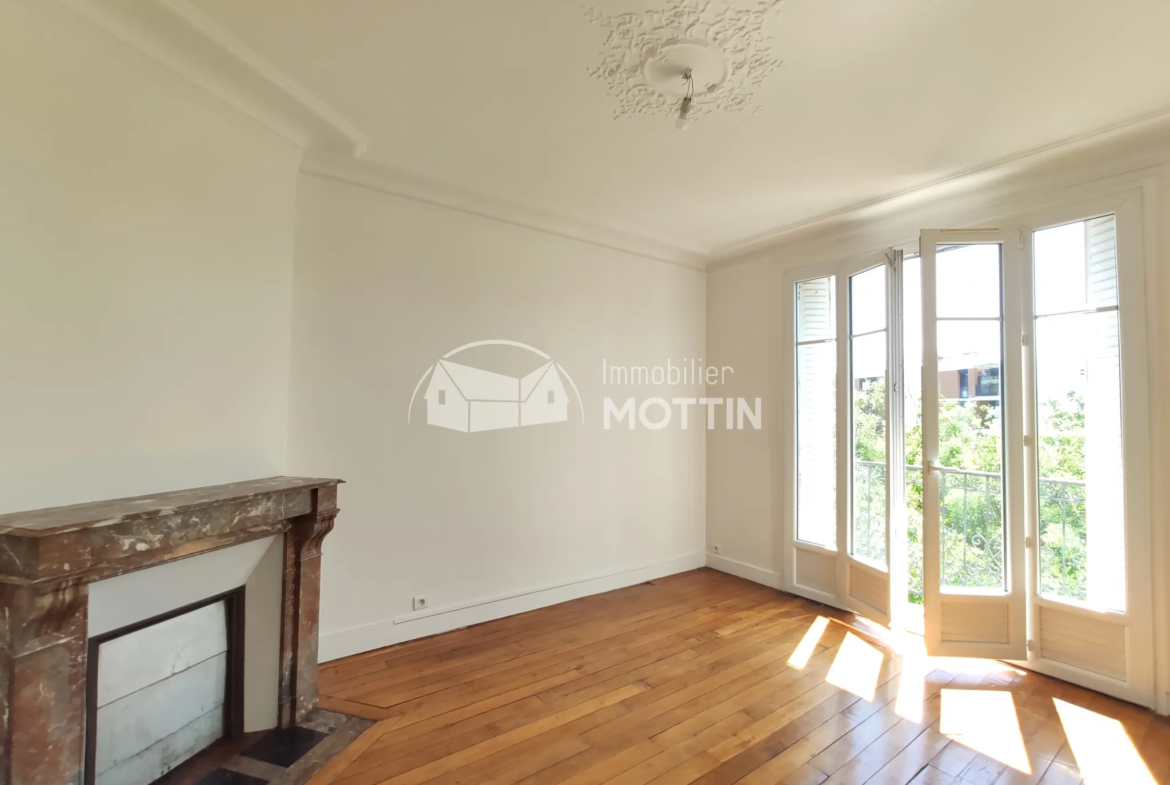 Appartement F3 avec balcon à Vitry-Sur-Seine 