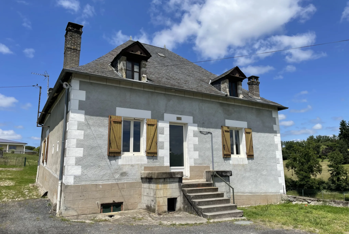 Propriété de caractère avec maison et grange à Malemort sur Corrèze 