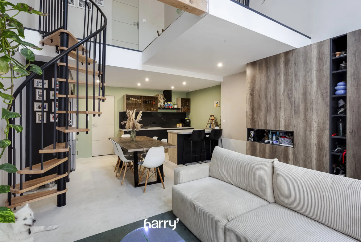 Triplex rénové à vendre à Damparis 