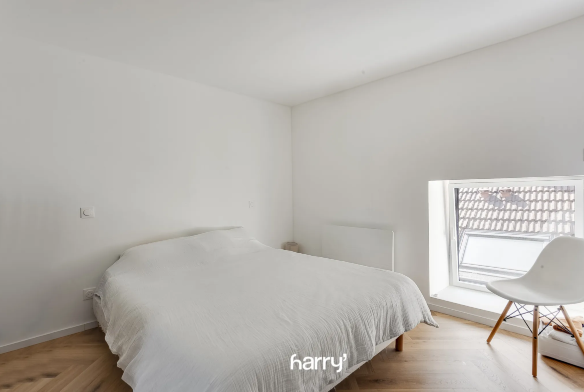 Triplex rénové à vendre à Damparis 