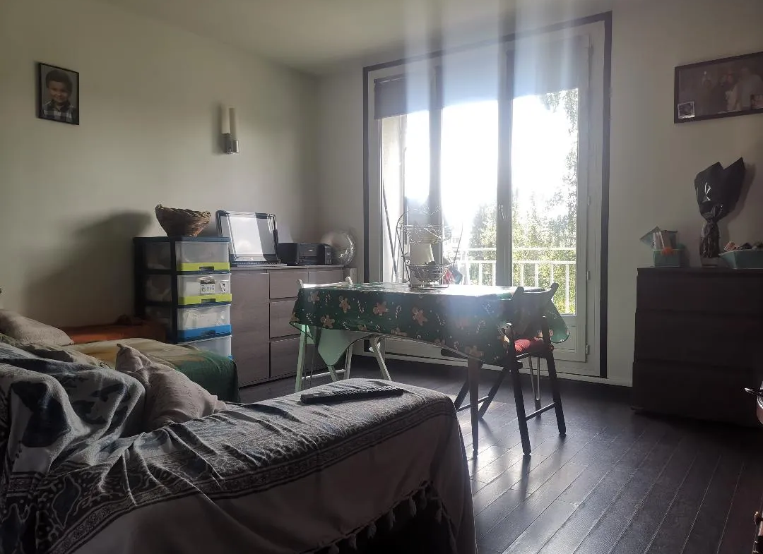 Appartement F4 à Soisy-sous-Montmorency avec vue dégagée 