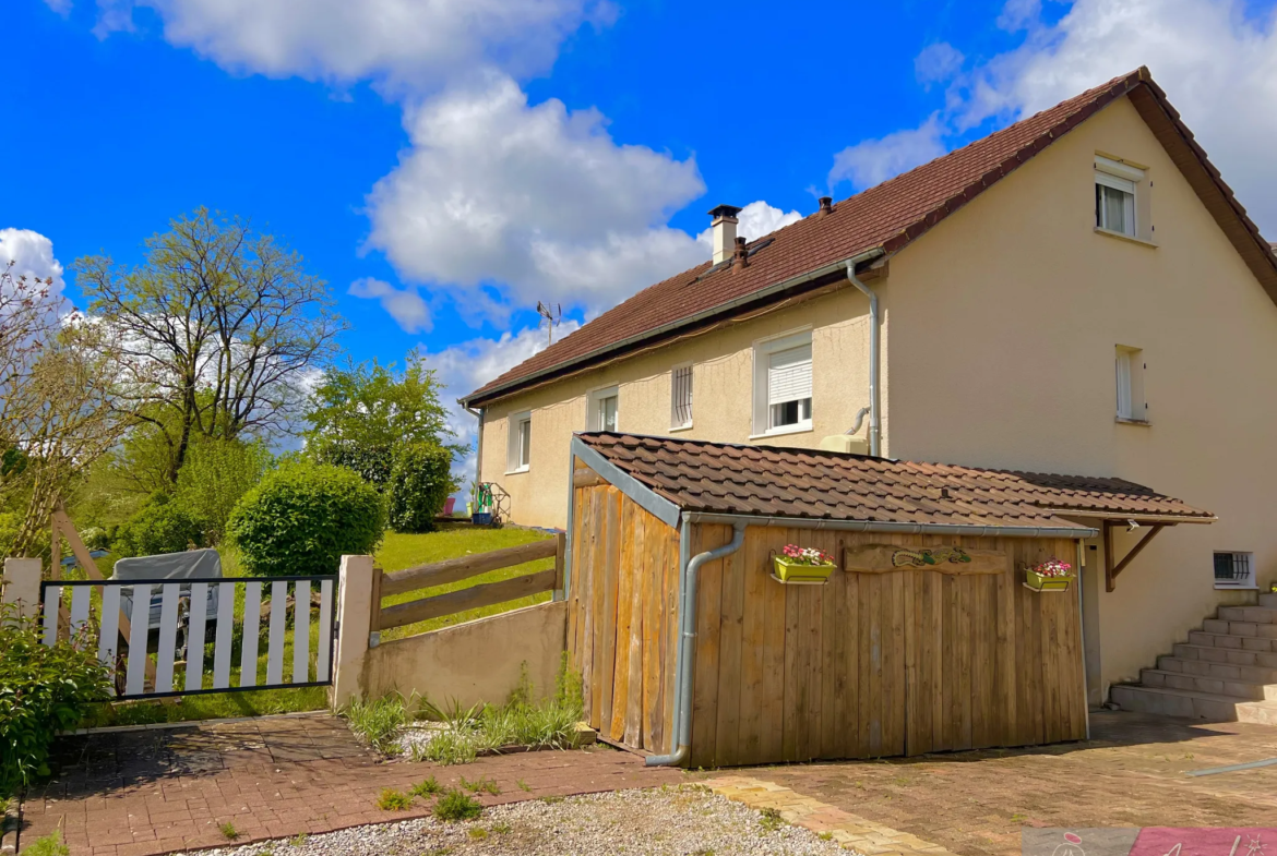 Belle Maison de 126 m2 à Benusse 