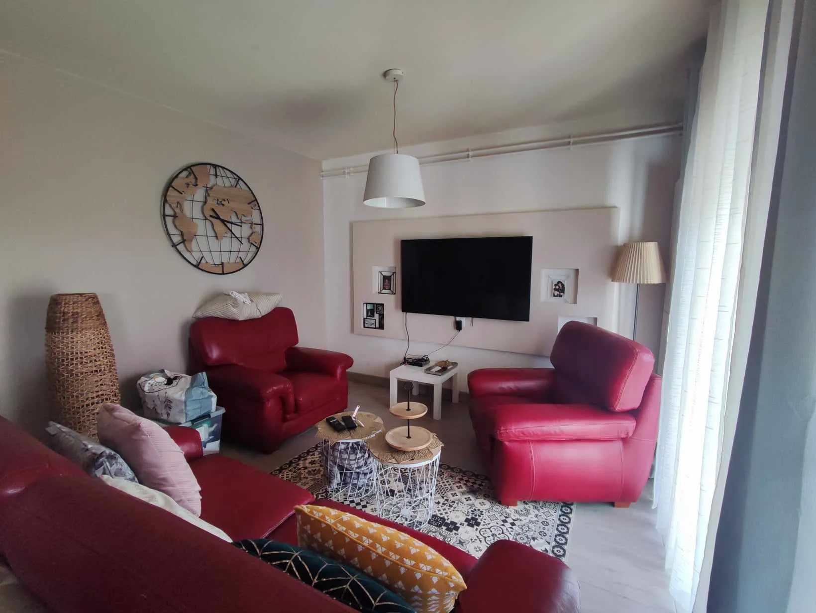 Beautiful House with 4 Bedrooms in Nevers 