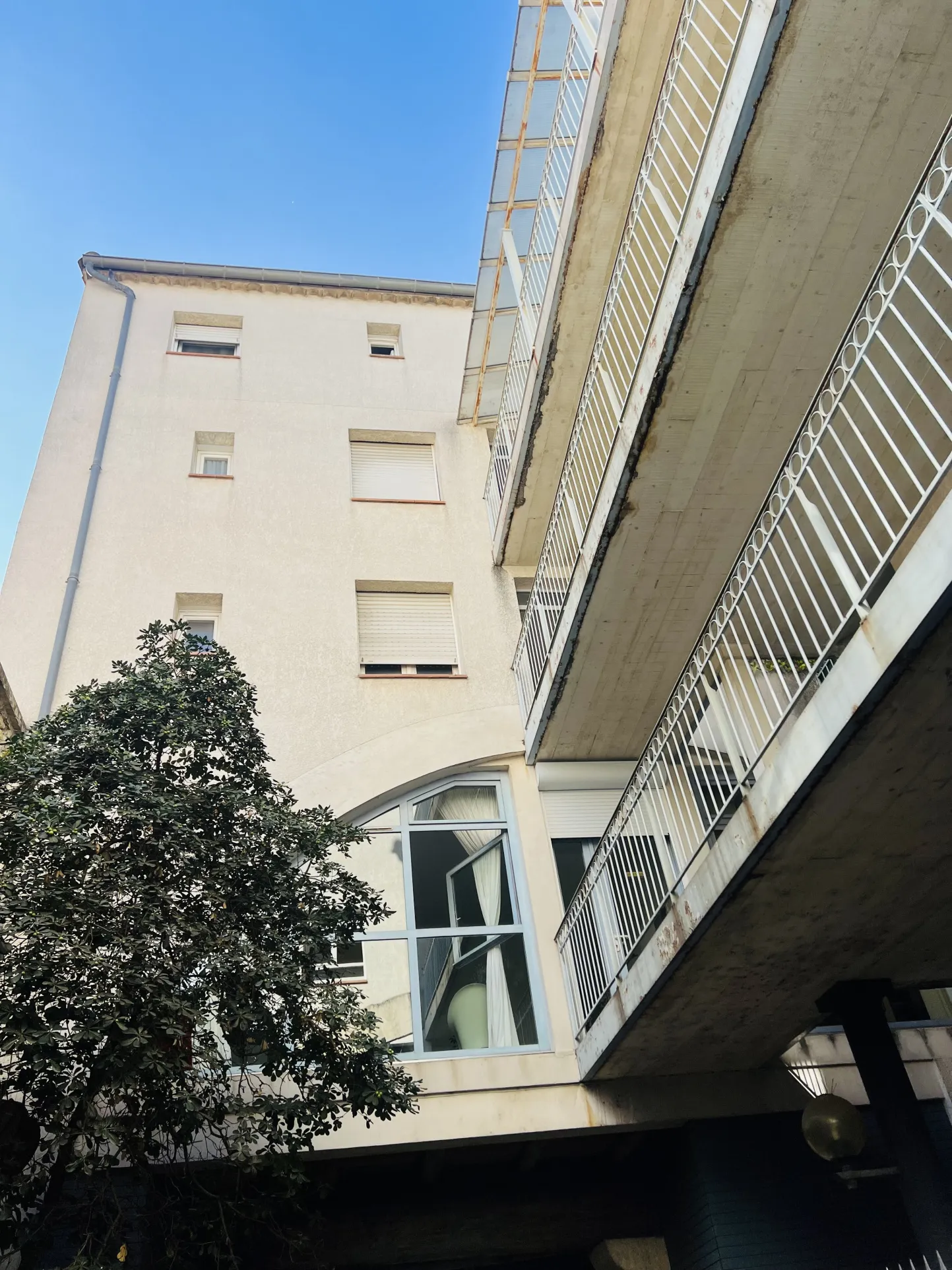 Splendid Type 3 Apartment in Lunel - Ideal Investment Opportunity 