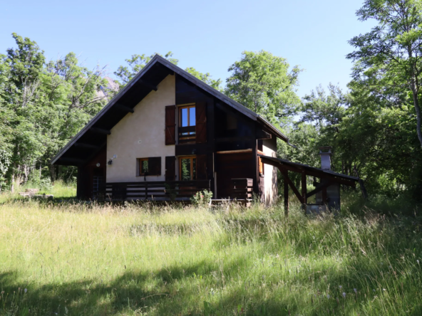 Maison de 1980 avec Jardin Exposé Sud à Villars-Colmars