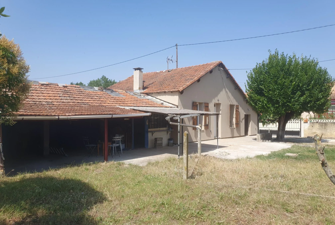 Maison de plain-pied rénovée avec 2 chambres à Orange 