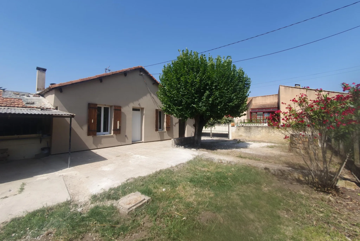 Maison de plain-pied rénovée avec 2 chambres à Orange 