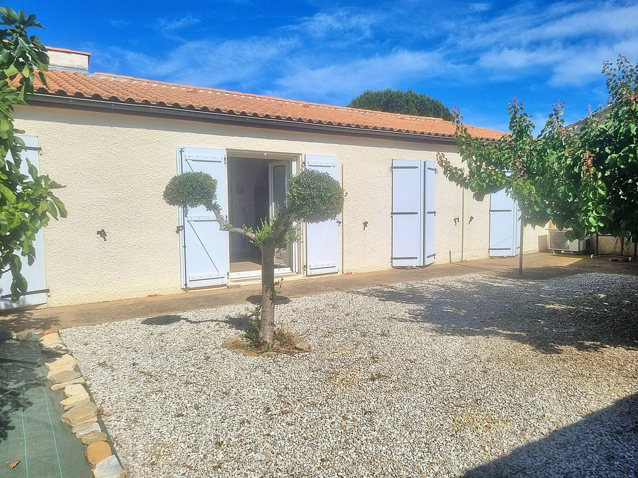 Vente - Villa plain pied avec garage et jardin à St Marcel Sur Aude 