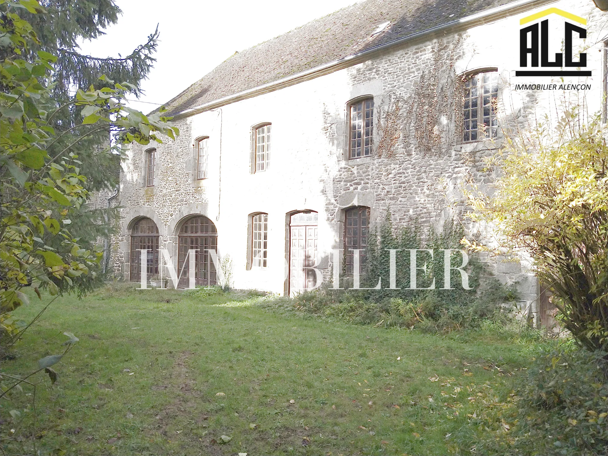 Maison de village de 1739 de 164 m2 à Boulay les ifs 