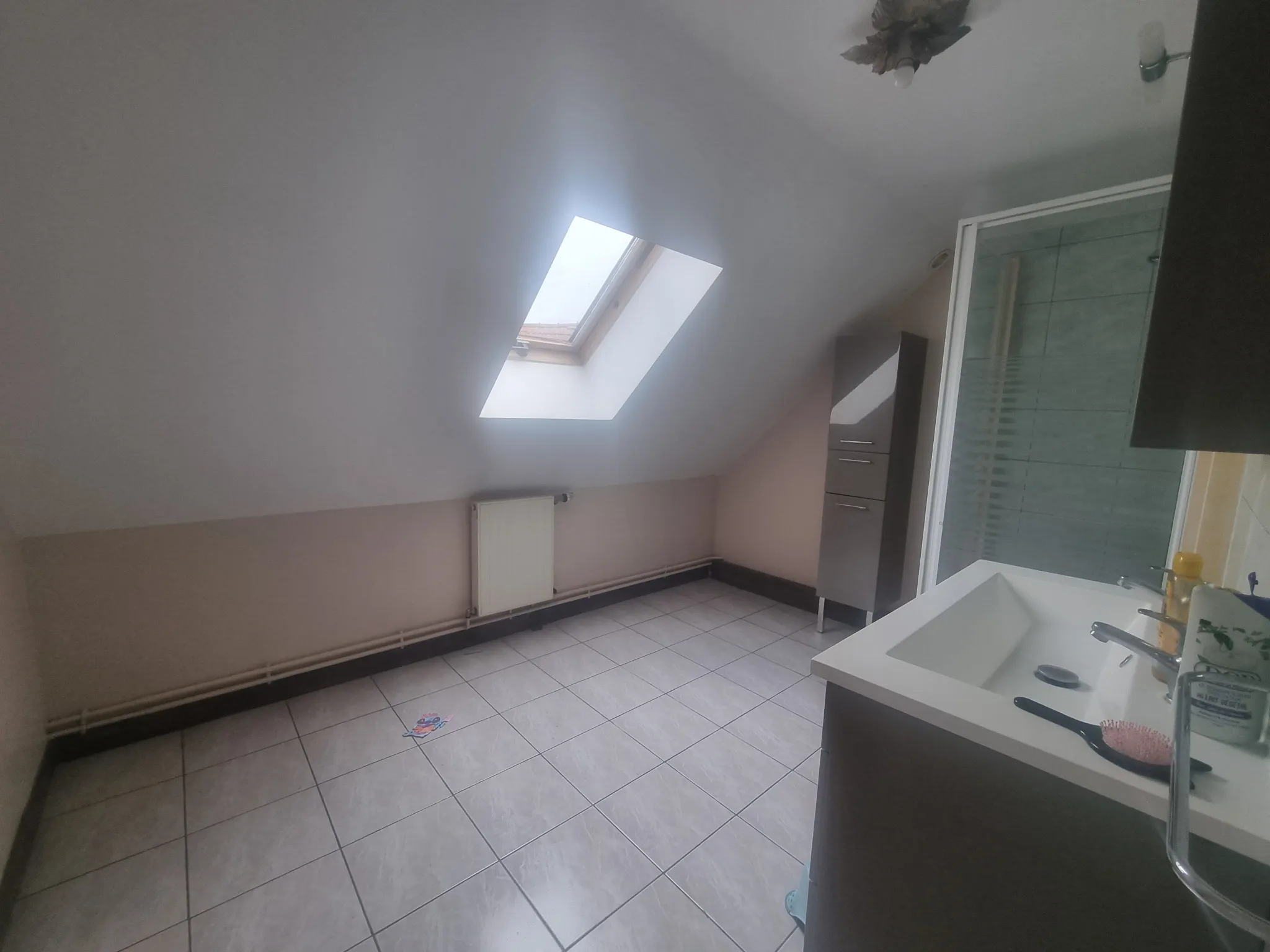 À vendre : Maison de 161 m² avec dépendance à Fresnay Sur Sarthe 