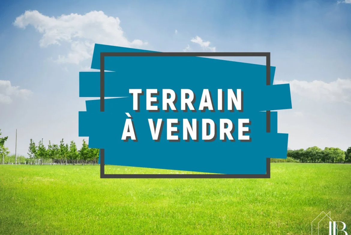 Terrain constructible de 718 m² à Le Drennec à vendre 