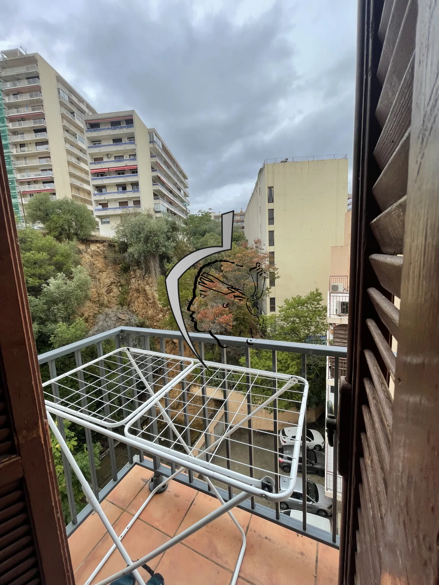 À vendre : appartement deux pièces rénové à Ajaccio 