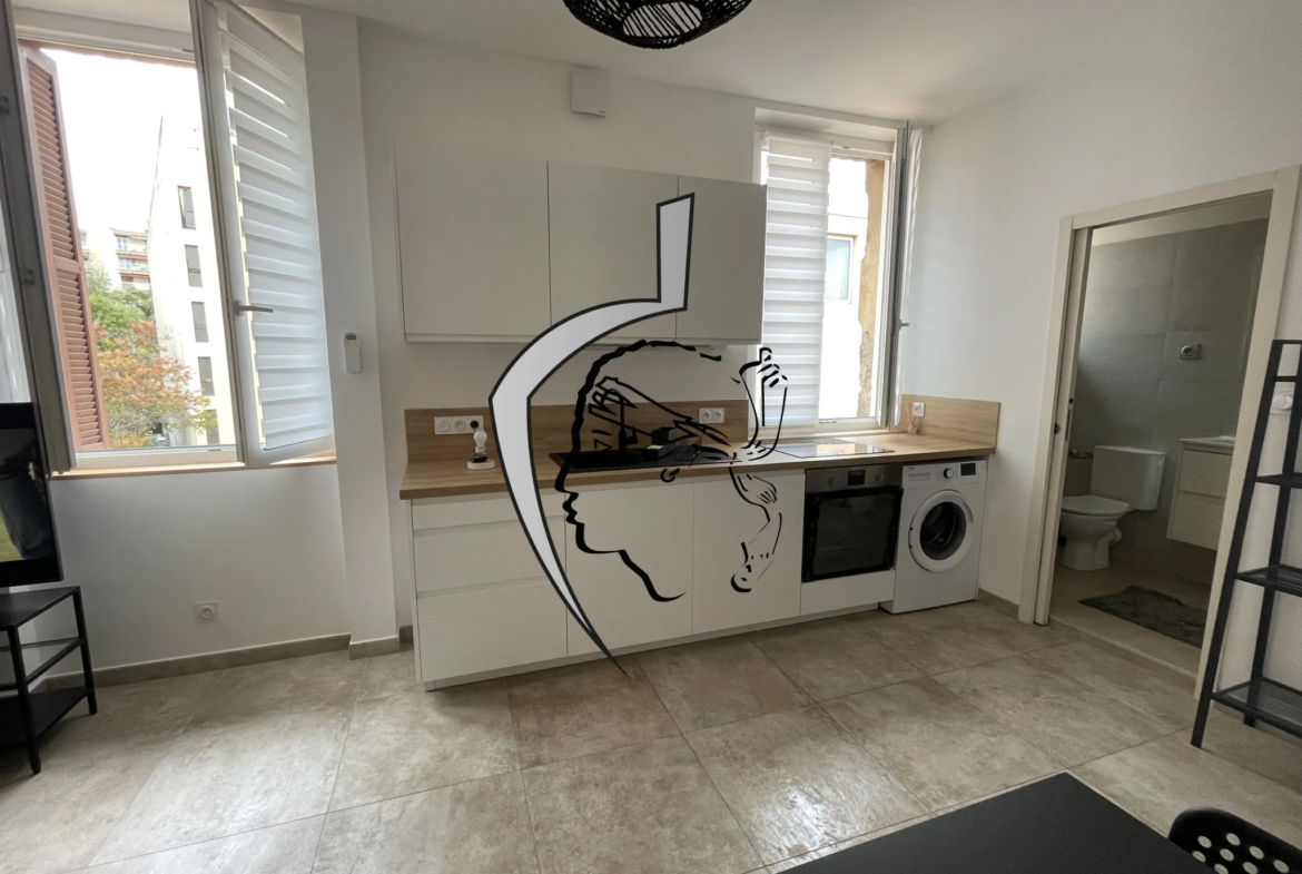 À vendre : appartement deux pièces rénové à Ajaccio 