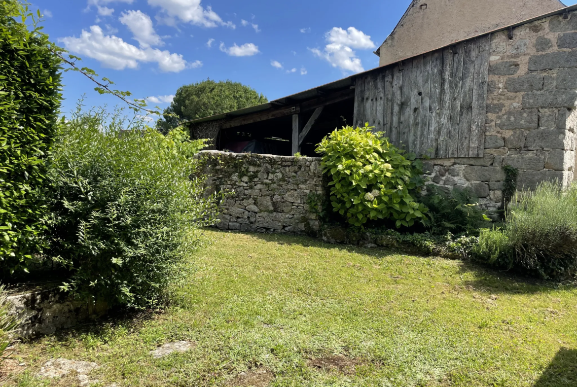 Maison de caractère à vendre à Jugeals-Nazareth - 75 m² 