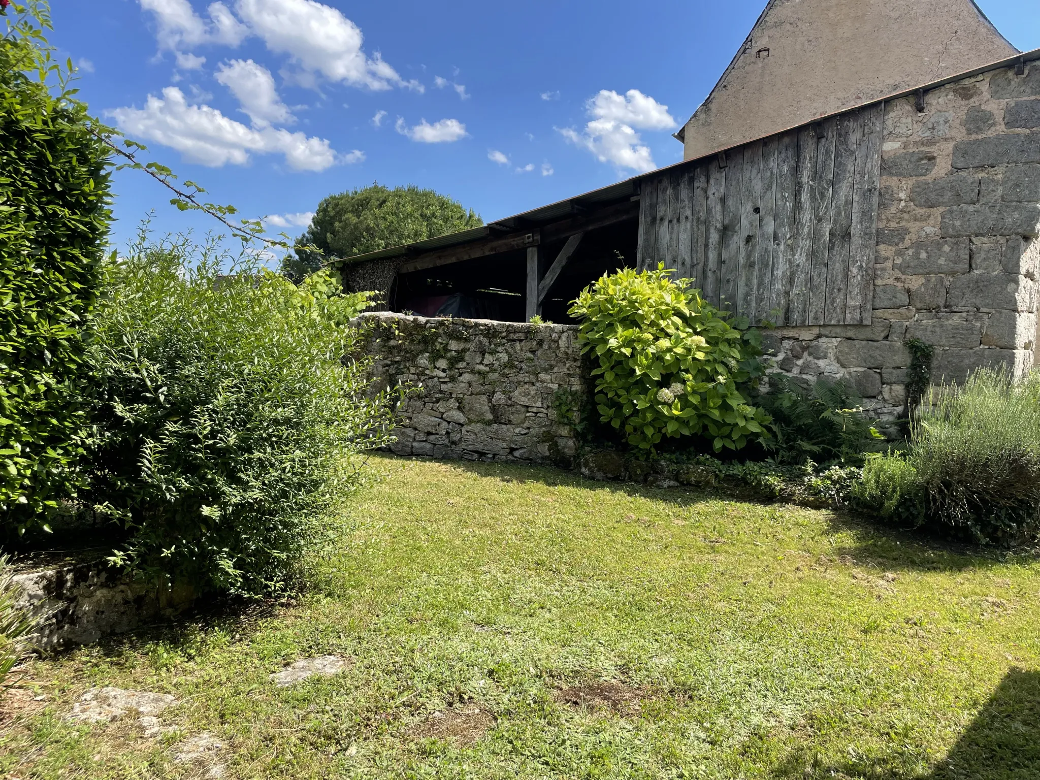 Maison de caractère à vendre à Jugeals-Nazareth - 75 m² 