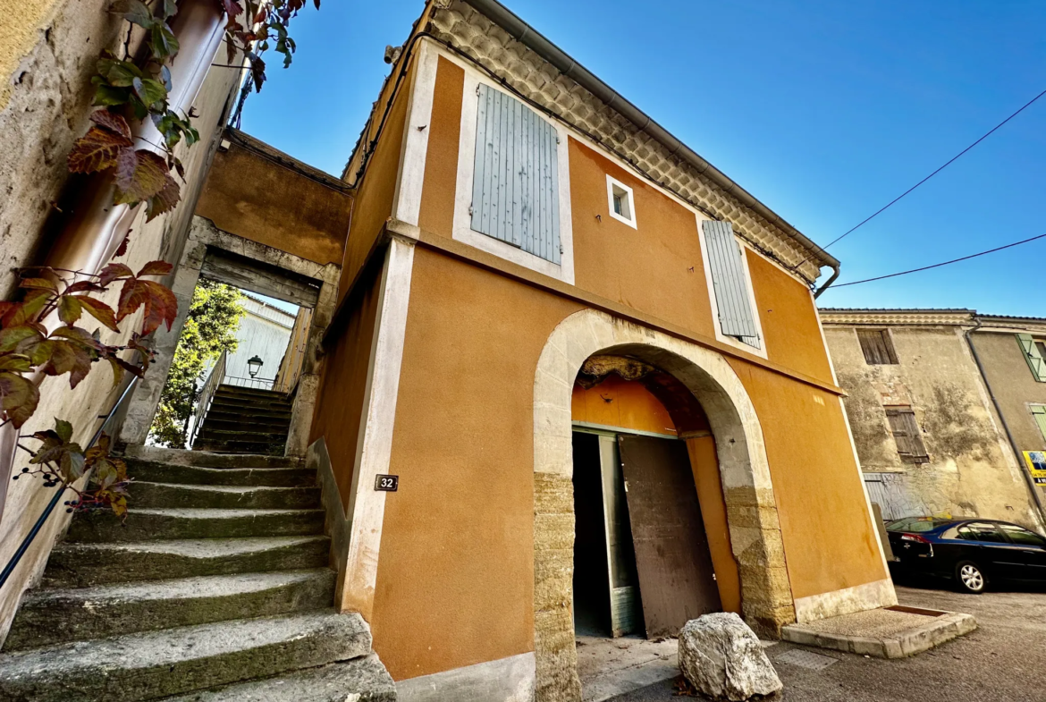 Maison à rénover à Tulette en Drôme Provençale 