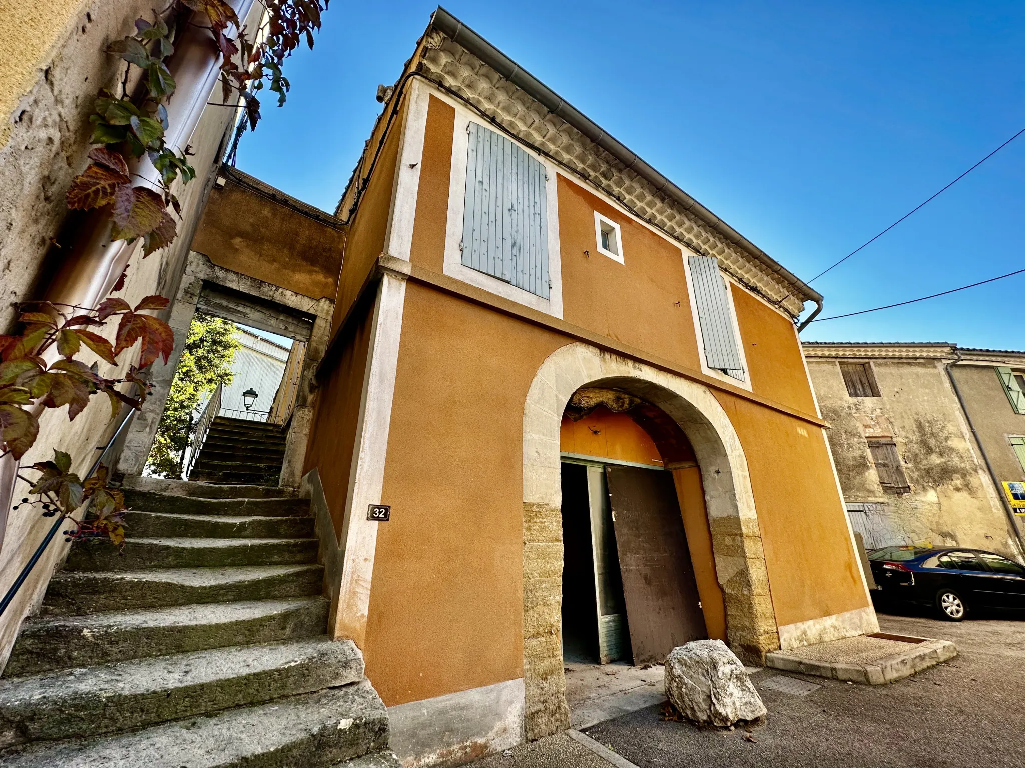 Maison à rénover à Tulette en Drôme Provençale 