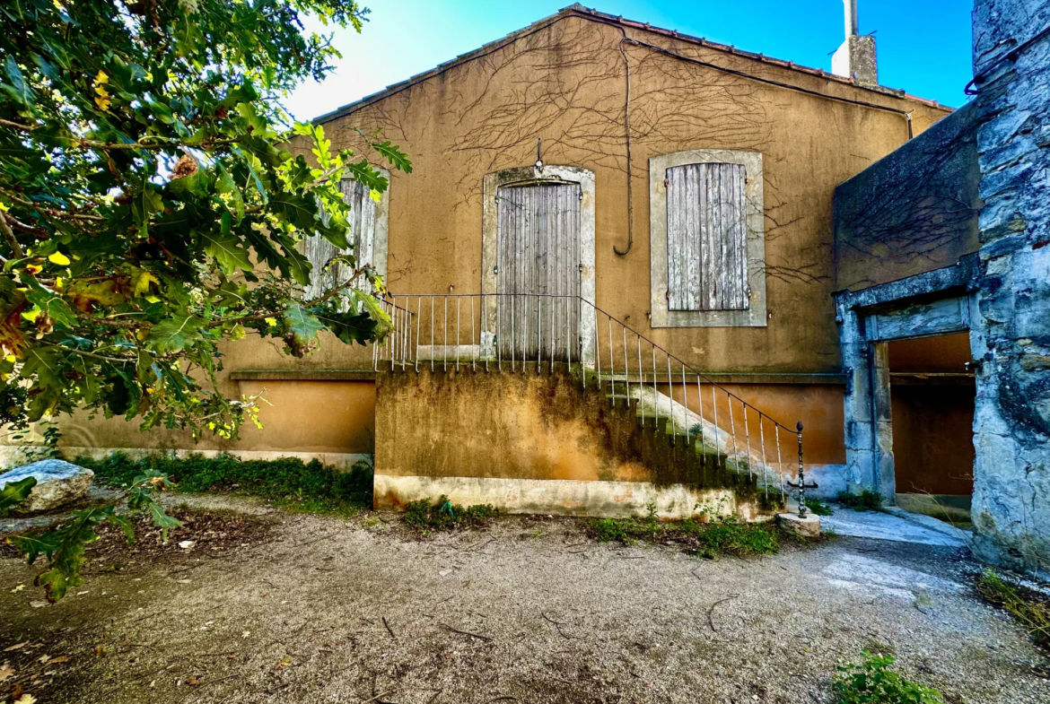 Maison à rénover à Tulette en Drôme Provençale 