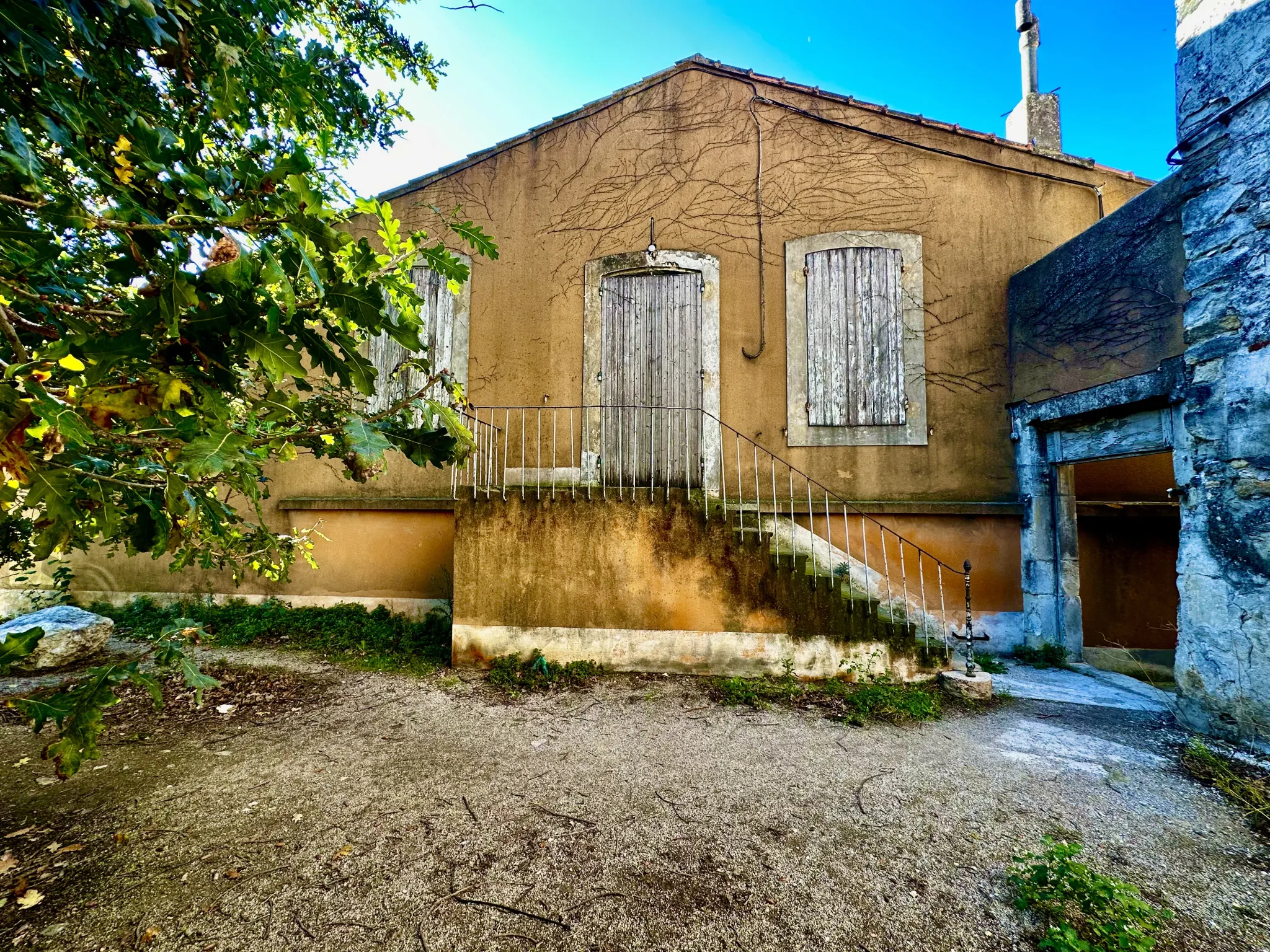 Maison à rénover à Tulette en Drôme Provençale 