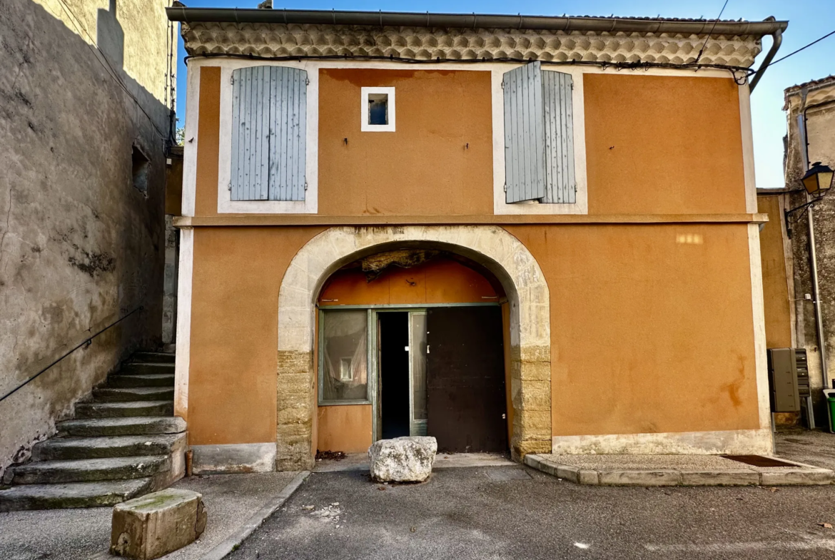 Maison à rénover à Tulette en Drôme Provençale 