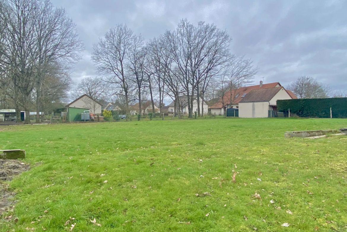 Terrain à bâtir de 1176 m² à Mereau Nord – Vente 