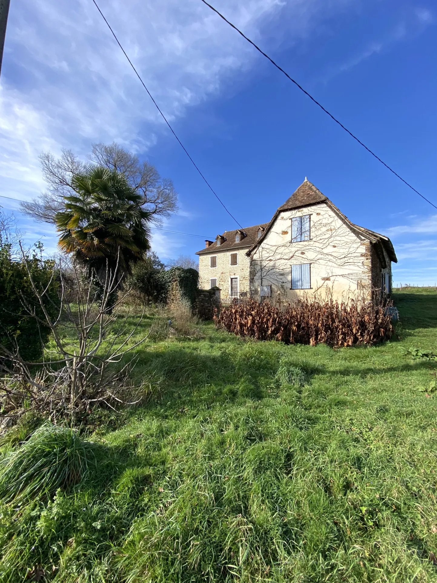 Maison Béarnaise T6 avec vue sur les Pyrénées à Lagor 