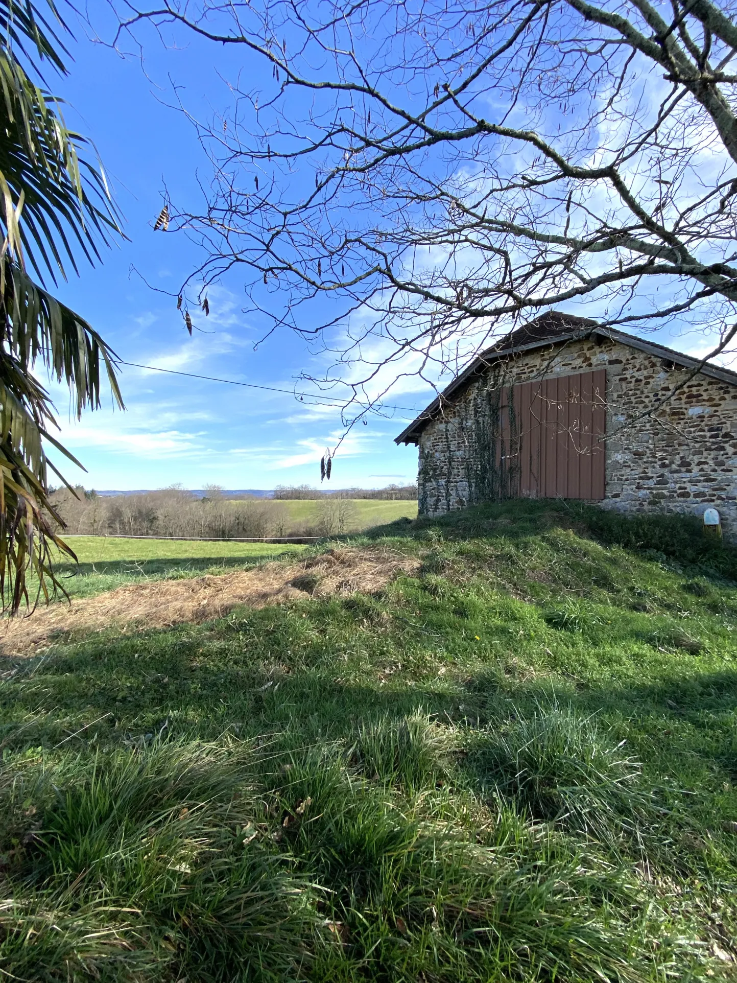 Maison Béarnaise T6 avec vue sur les Pyrénées à Lagor 