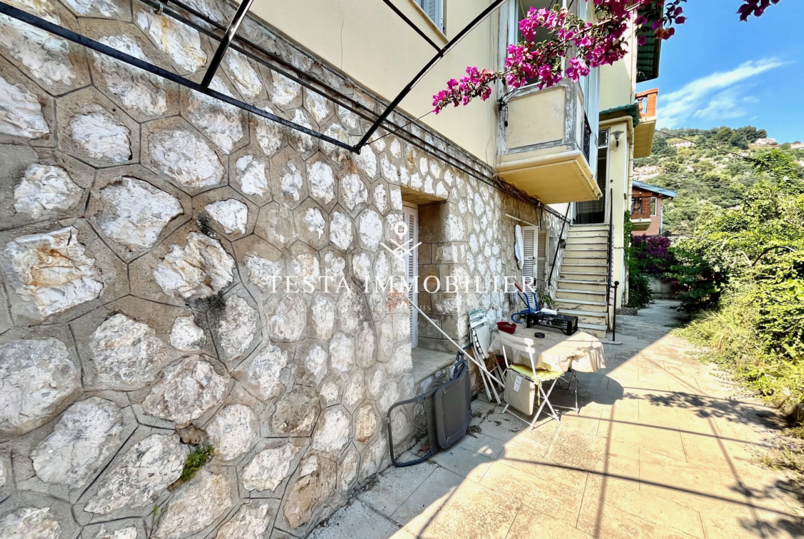 À vendre : Appartement 2 pièces rénové à Menton, 26 m² 