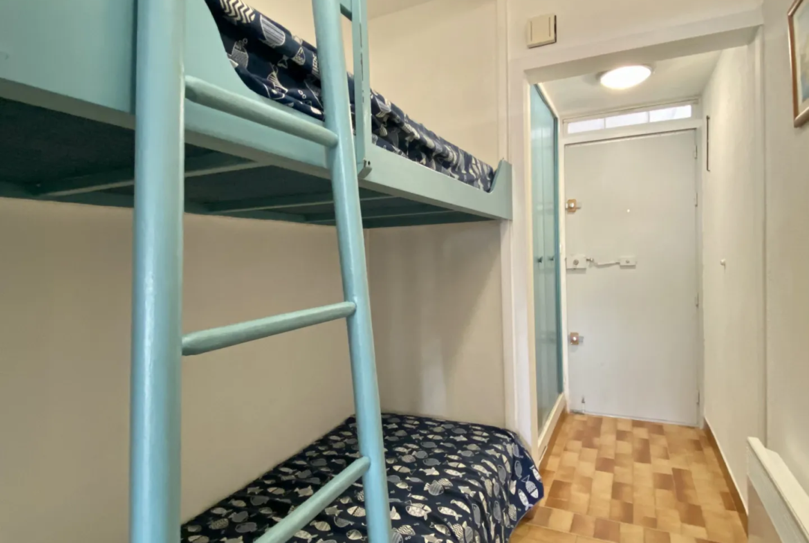 Studio Cabine au Bord de Mer avec Vue sur l'Hérault à Agde 