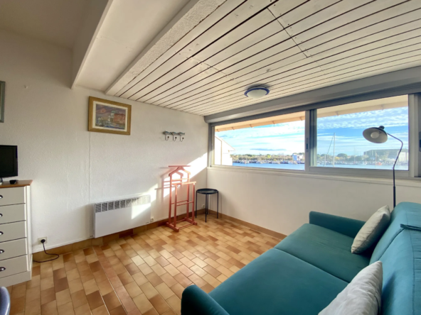 Studio Cabine au Bord de Mer avec Vue sur l'Hérault à Agde