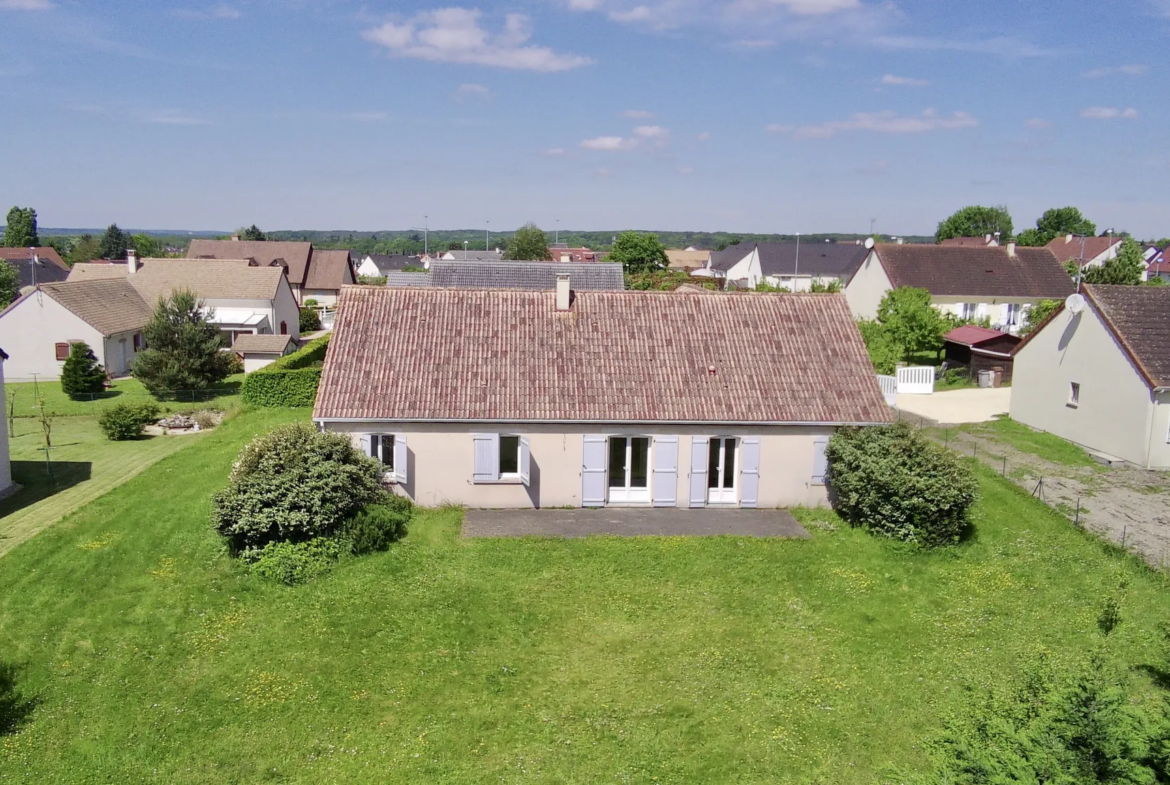 Charmante maison de plain-pied à Vierzon avec 4 chambres et garage 