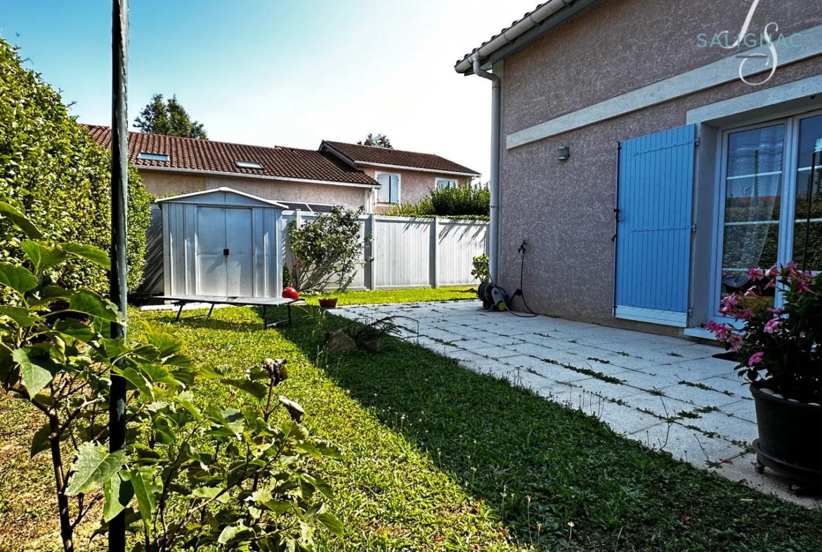 Maison 3 chambres avec jardin et garage à Bourg-en-Bresse 