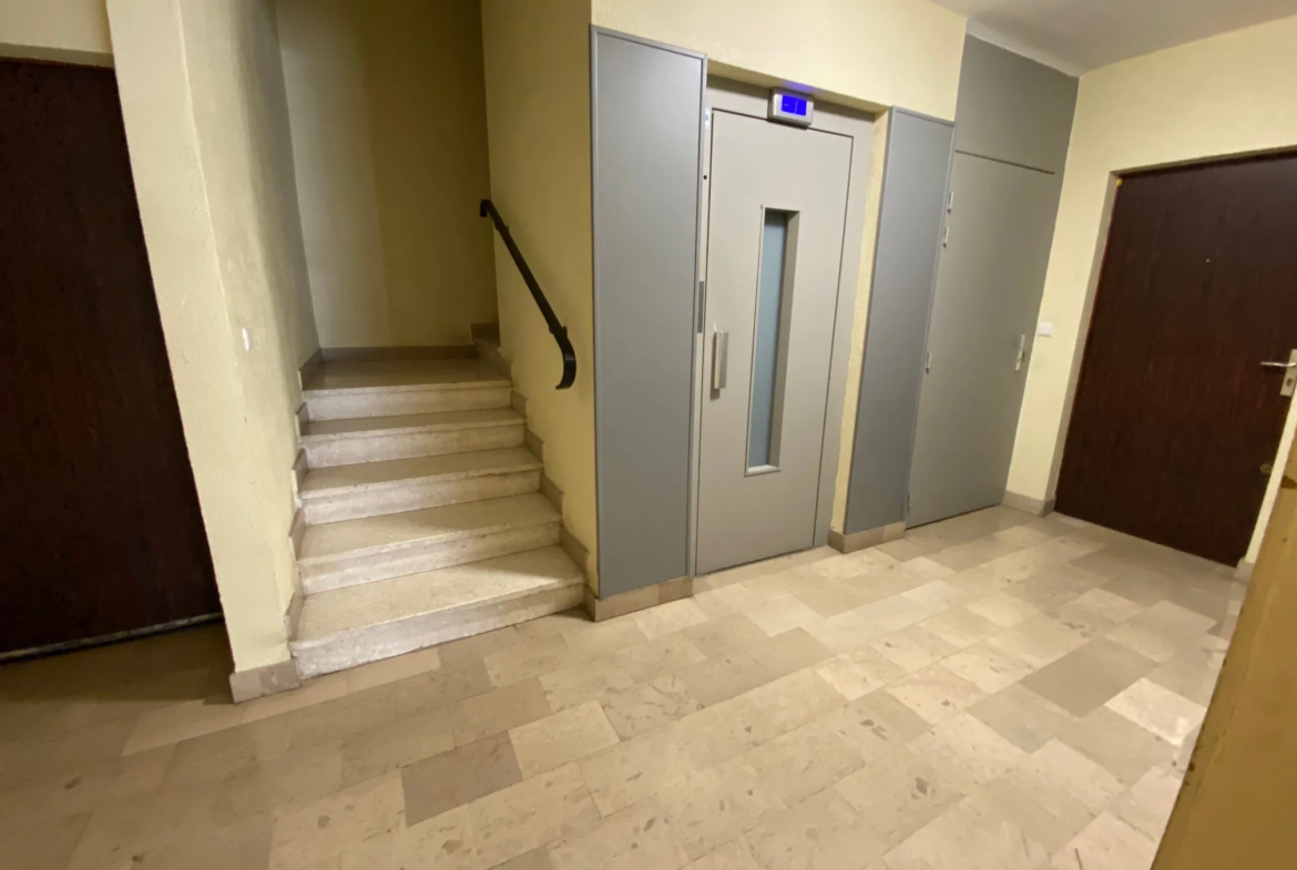 À vendre : Appartement T2 spacieux de 58 m² au centre de Nîmes 