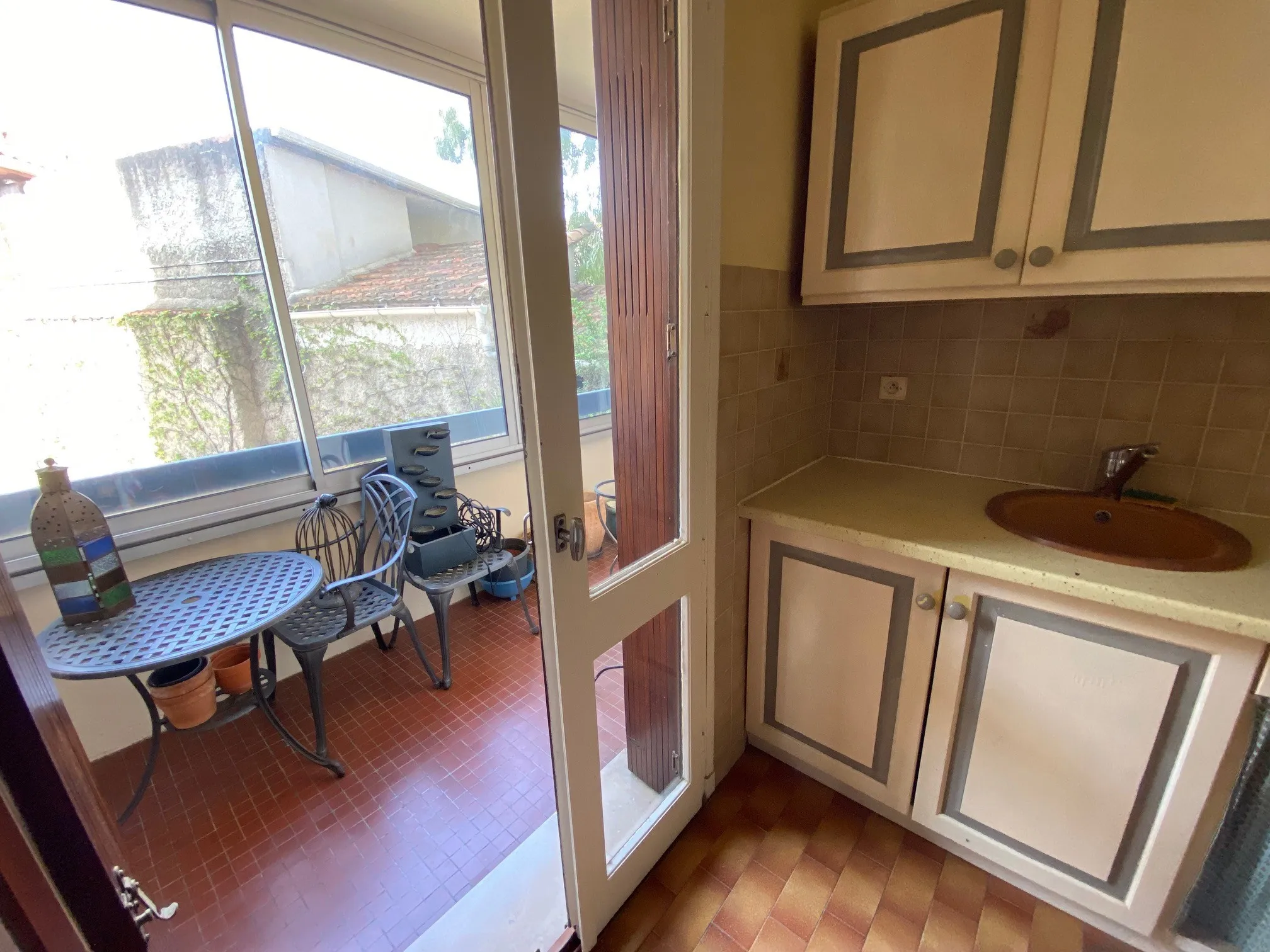 À vendre : Appartement T2 spacieux de 58 m² au centre de Nîmes 