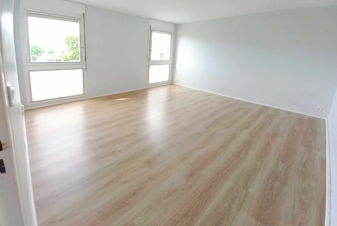 Appartement F2 spacieux à vendre à Créteil 